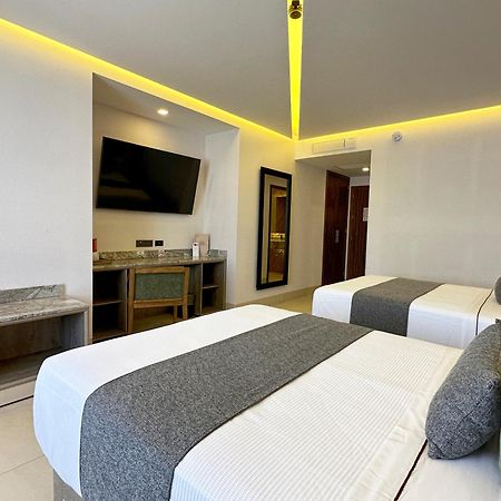 Hotel Antre Chapultepec Гвадалахара Екстер'єр фото