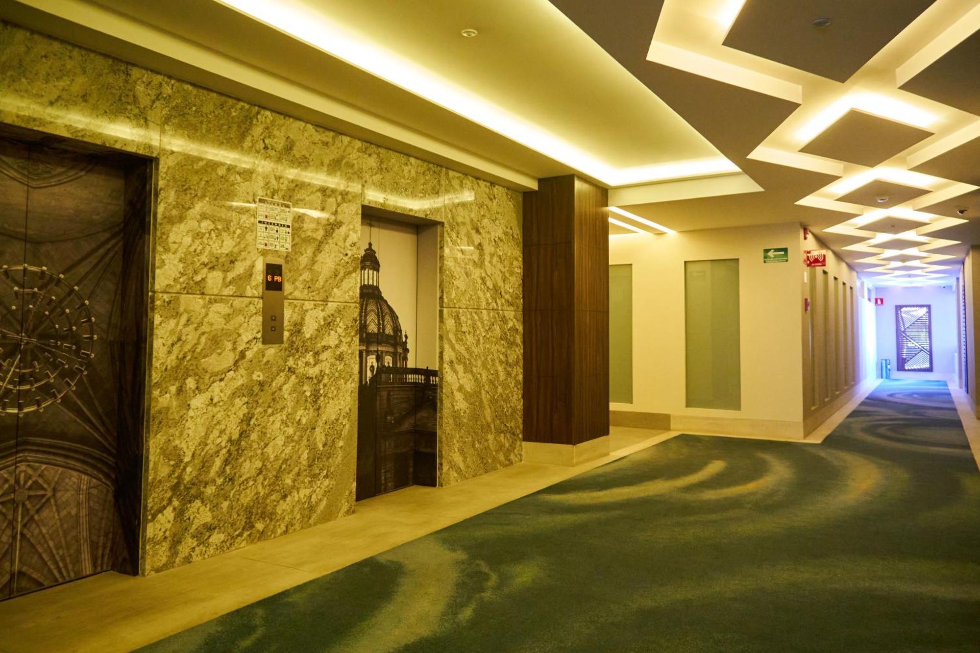 Hotel Antre Chapultepec Гвадалахара Екстер'єр фото